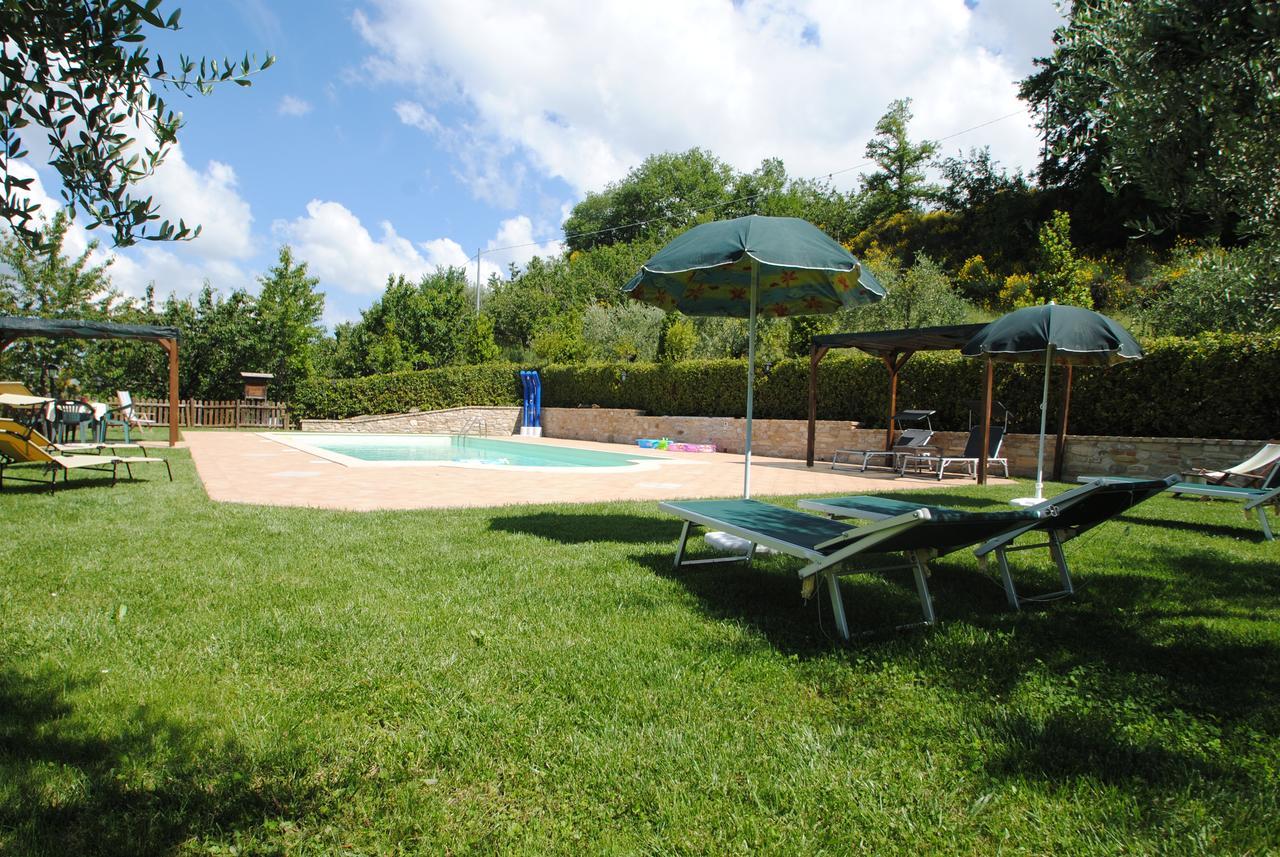Agriturismo Il Sentiero Villa Montalto delle Marche Luaran gambar