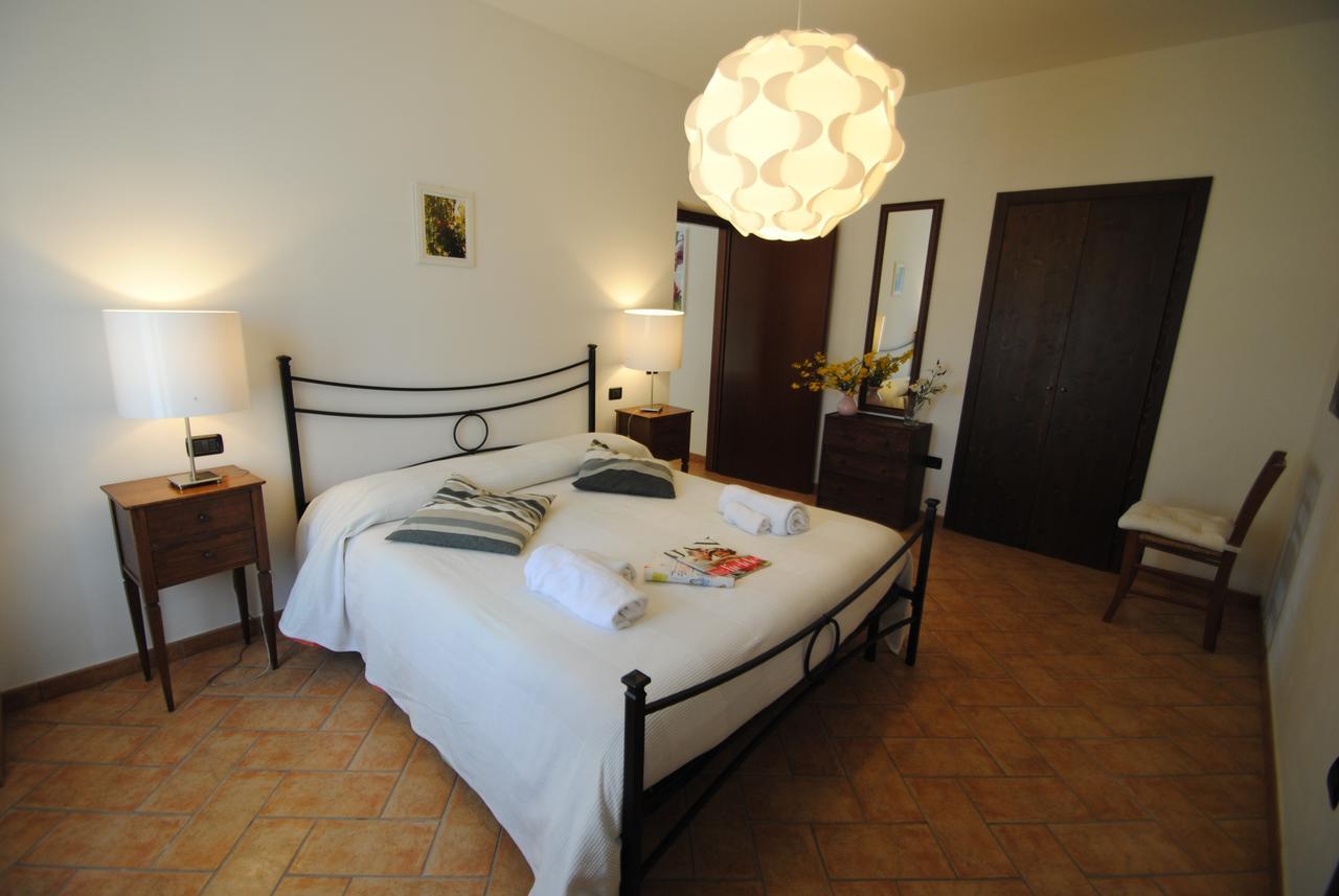 Agriturismo Il Sentiero Villa Montalto delle Marche Luaran gambar